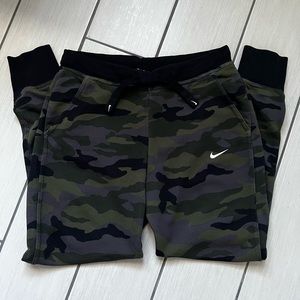 Nike dry fit camp joggers